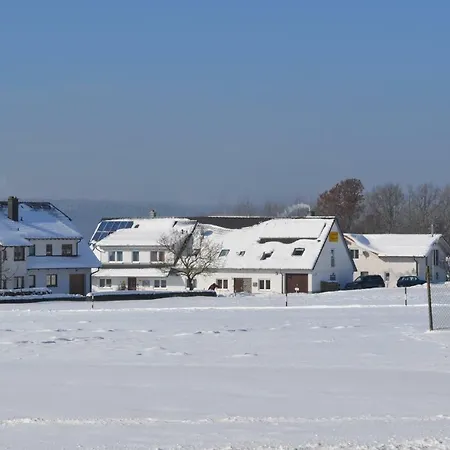 Sonnenhof カントリーハウス シュランベルク